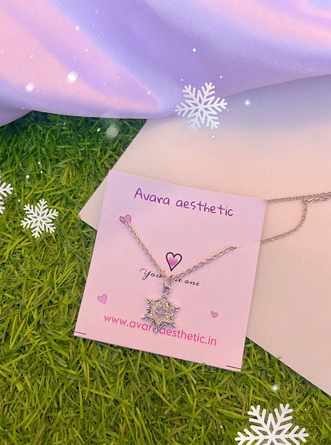 Snowflake ❄️ chain necklace ❄️💖