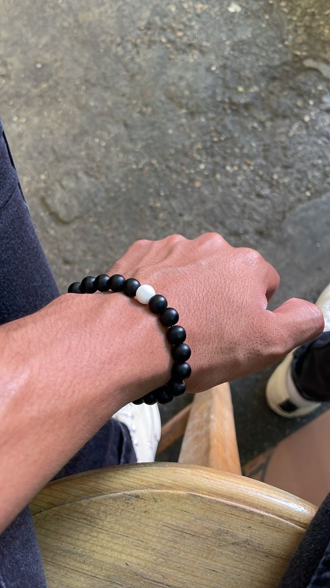 Black matt stone beaded bracelet for guy🖤