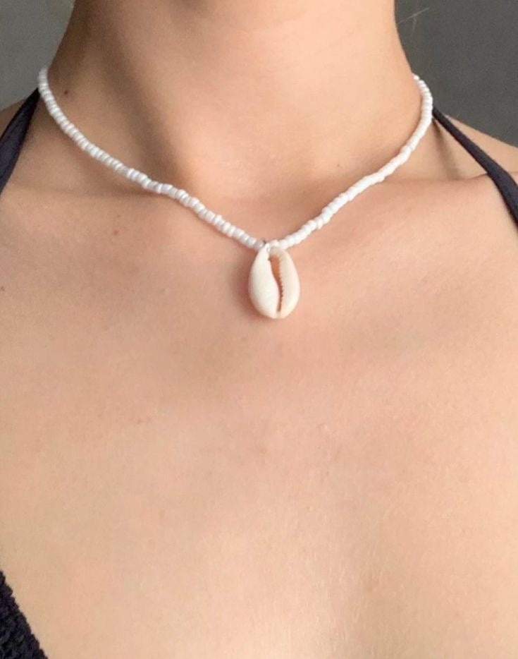Cowry white beaded necklace