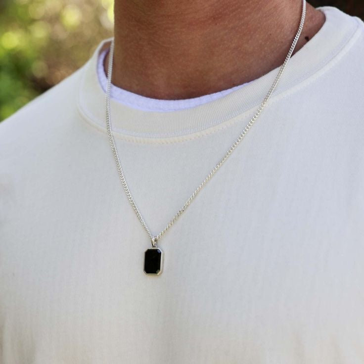 Rectangle black gotham pendant chain π€β°