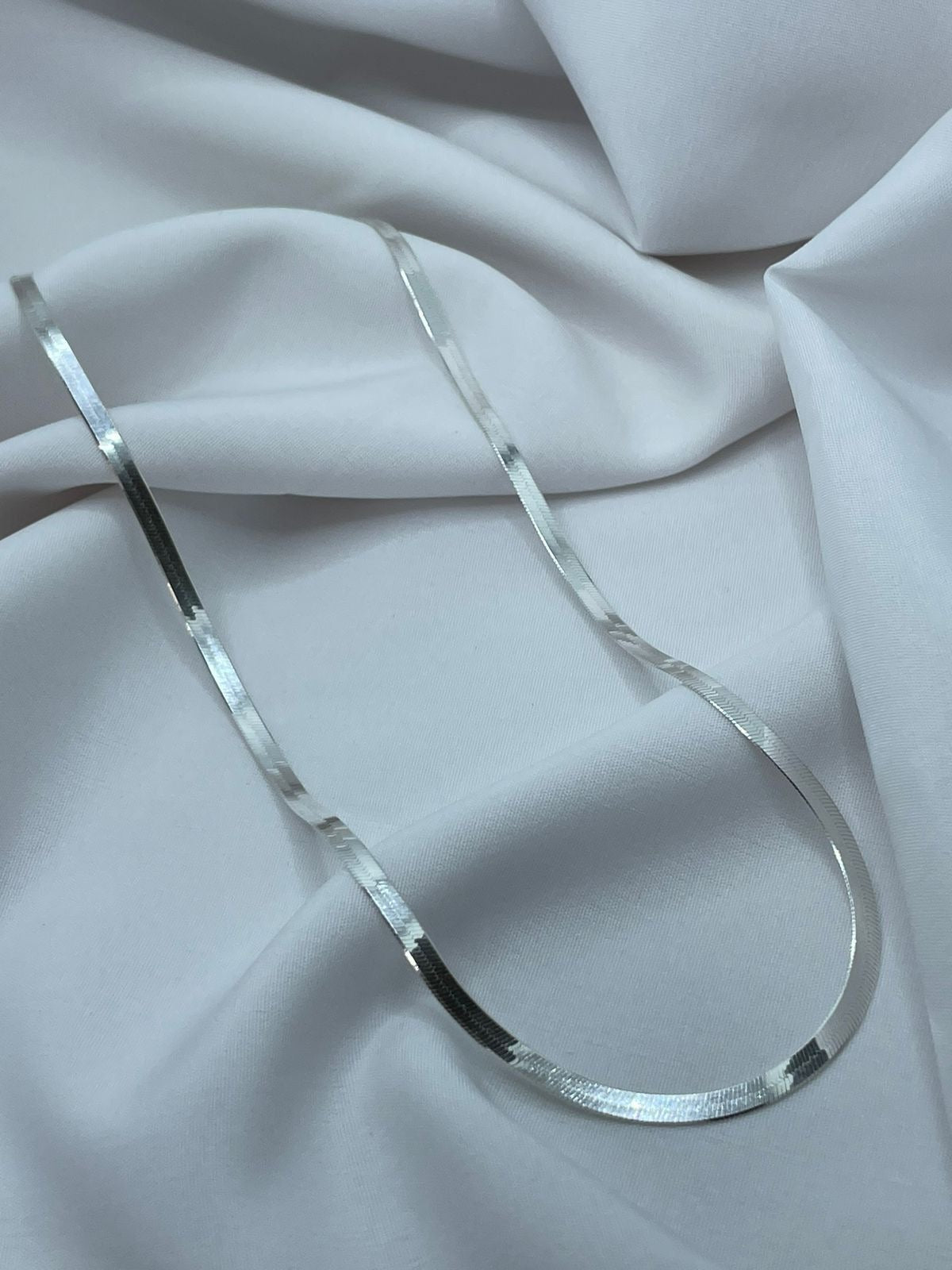 Silver thin sleek snakechain π ( anti tarnish / waterproof/ adjustable)