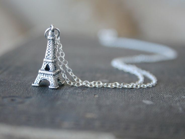 Eiffel tower theme chain necklace ๐ผ