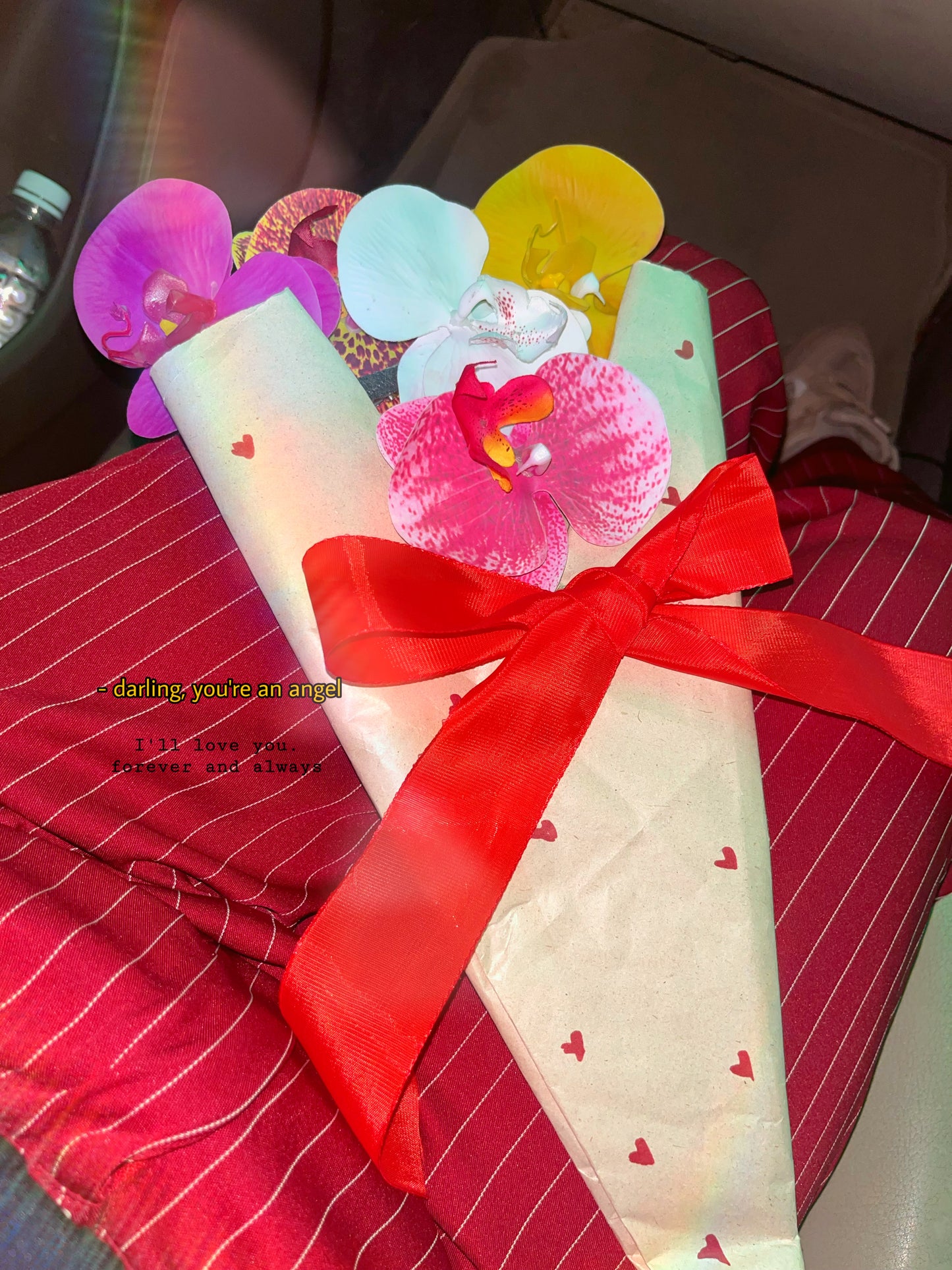 Orchid flower hairclip bouquet for her๐๐ธ๐ชท๐ผ ( consist of 5 random color orchid hairclips)