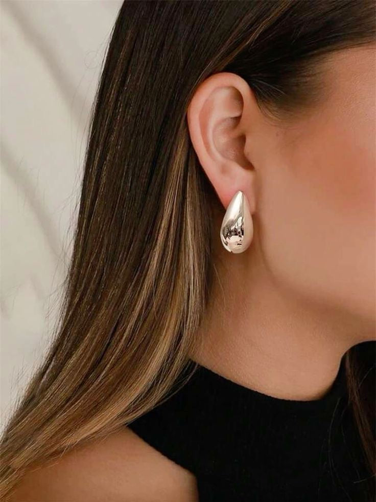Teardrop earrings 💧🌸