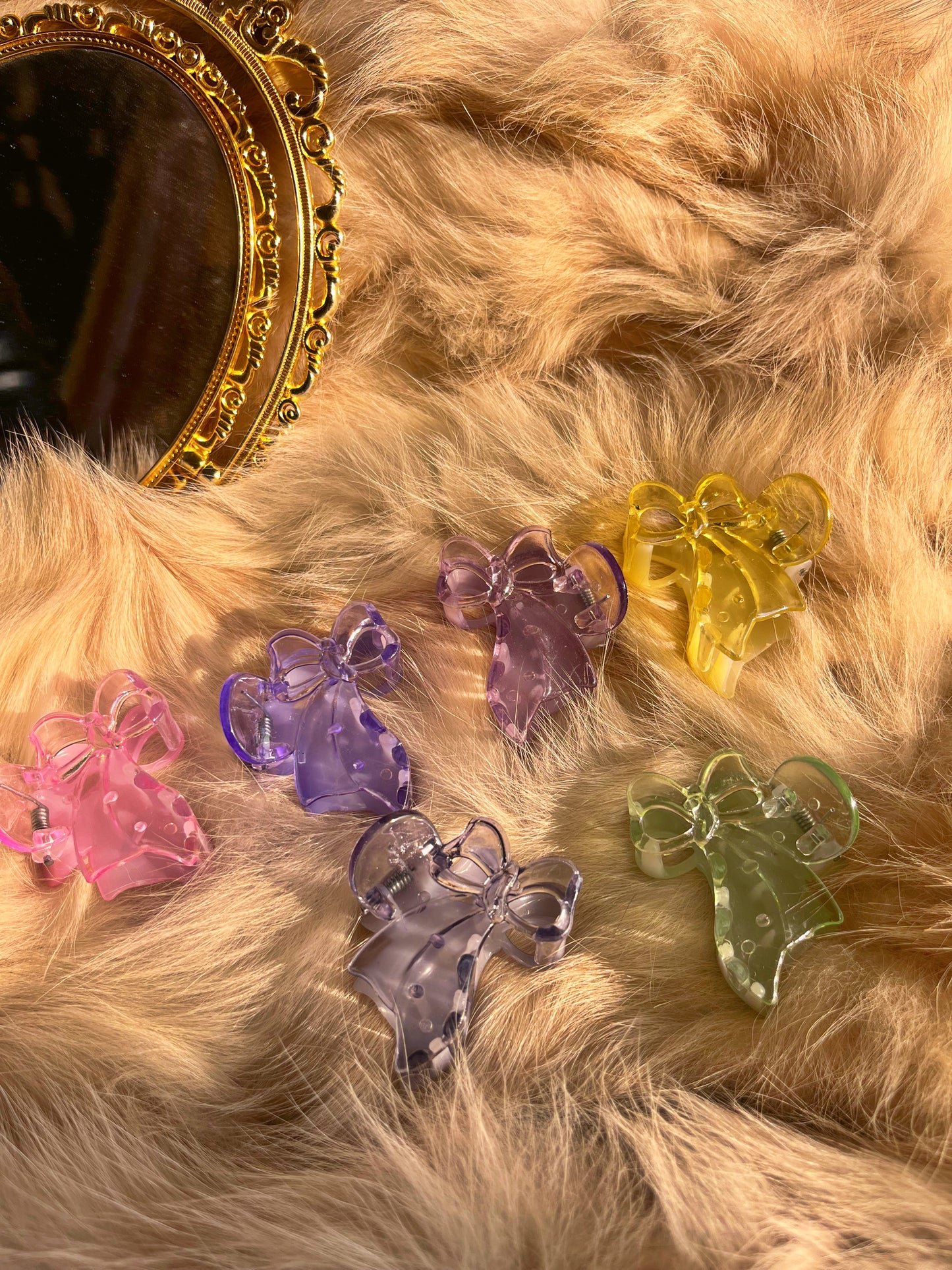 Viral bow 🎀 clawclip for hairs from our Bun bun collection 💌