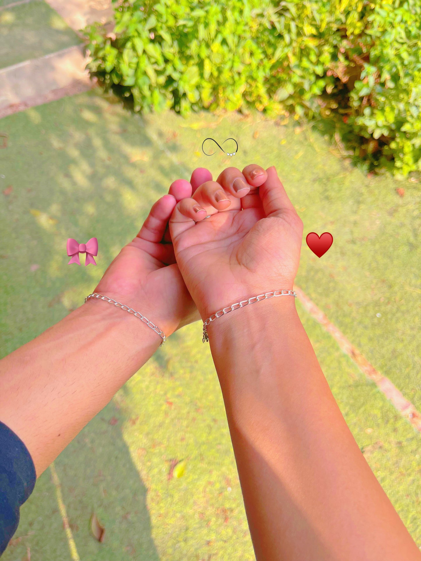 Minimal pookie bracelets for couples ♥️🎀(pair of two silver chain bracelets as shown will be there in photos) Minimal| adjustable | pookie