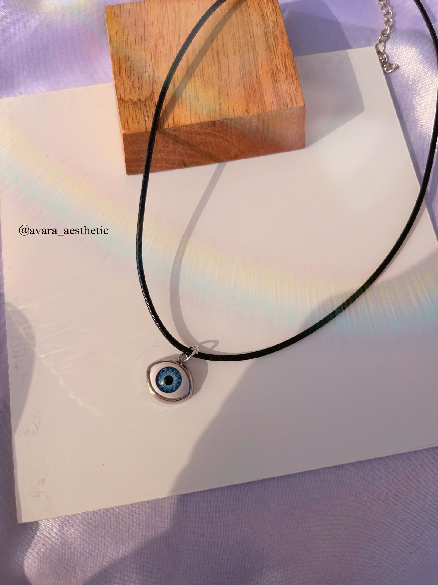 Blue eyes cord necklace ✨👁️👀👁️‍🗨️