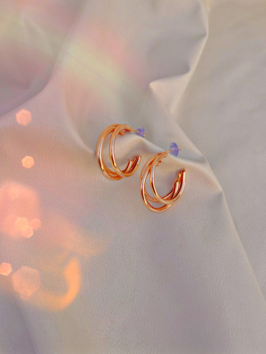 Golden theme “Alexia” earrings