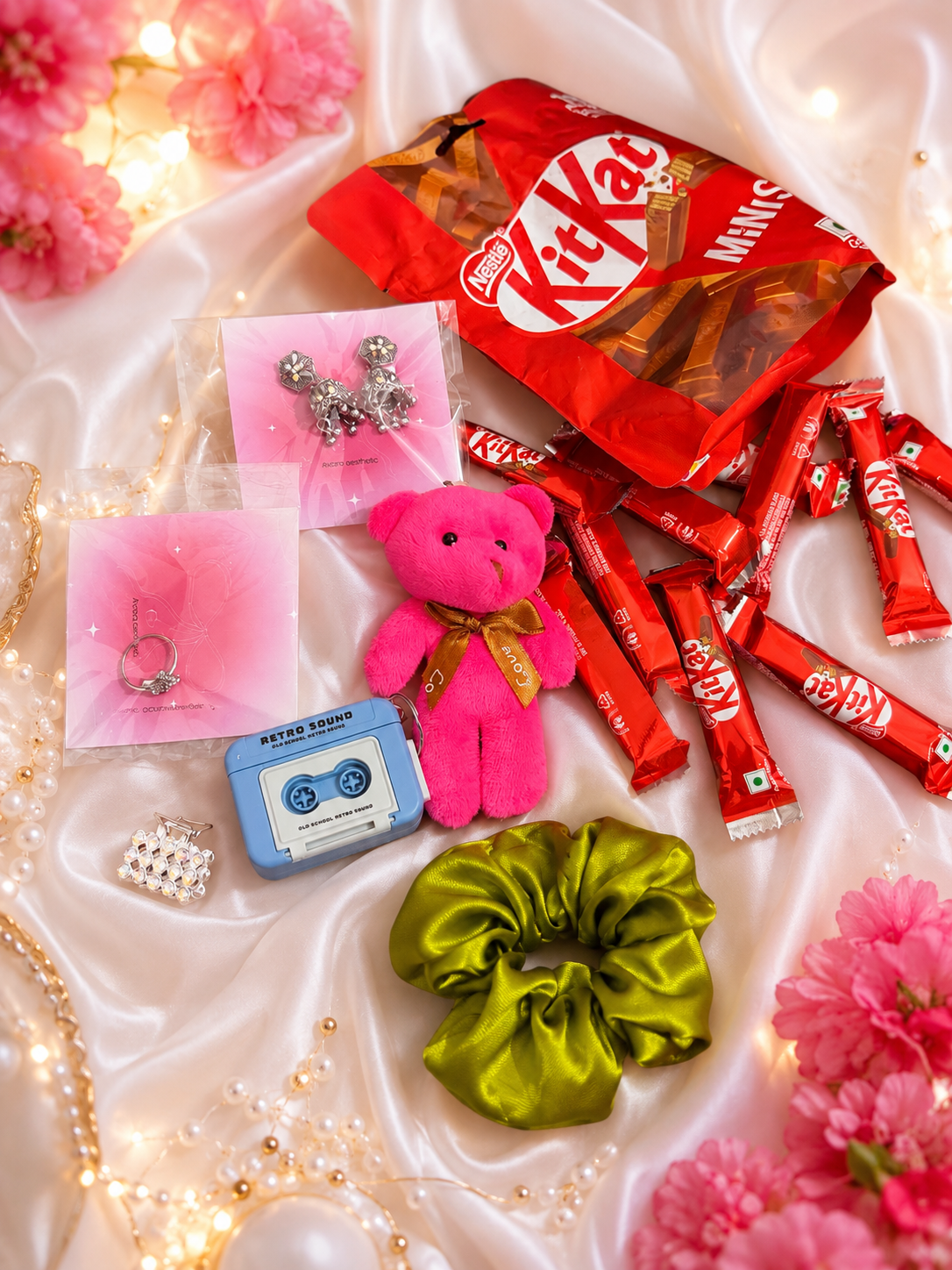 Kitkat theme cute mystery jewelry hamper ♥️💌🍫 Love & Little Things Gift Hamper | Jhumka Earrings, Teddy Keychain, Ring, Hair Clip, Scrunchie & Music Tape Recorder