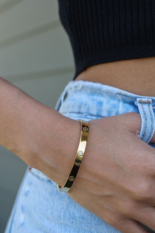 18K gold plated cartier bracelet ( Anti tarnish | waterproof | hypoallergenic) 💛