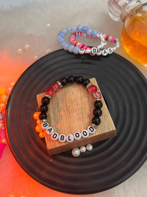 “Taylor swift”bracelets theme💖(available in 9 themes)select below⚡️