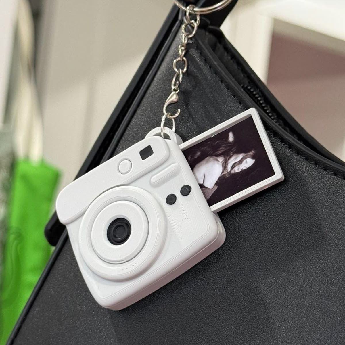 SnapStory™ Custom Photo Keychain 📸❤️
Carry your favorite memory wherever you go.(after placing an order kindly dm us for photo customisation) or ping us at our WhatsApp number.(Only prepaid orders will be accepted due to customisation)