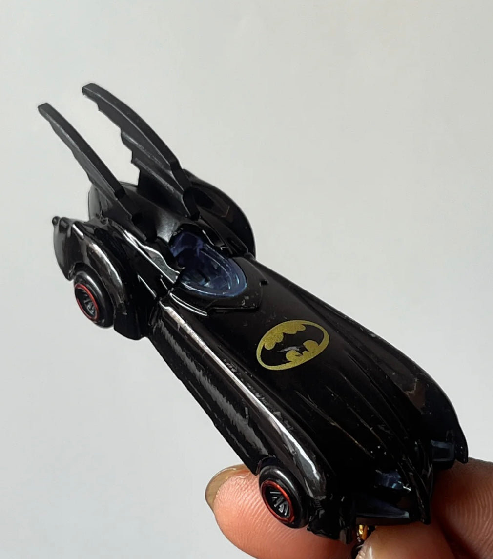 Batmobile hotwheel car keychain 🖤🦇 ( only prepaid accepted )