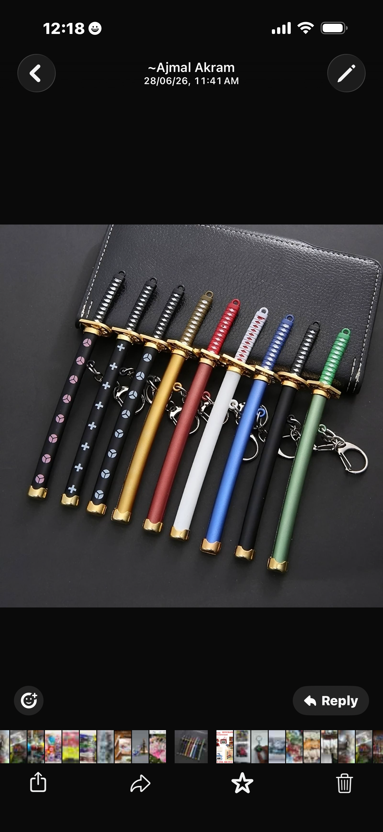 Mini Anime Katana Keychain – 🗡️Decorative Collectible Keyring (Any of these color will be randomly sent)