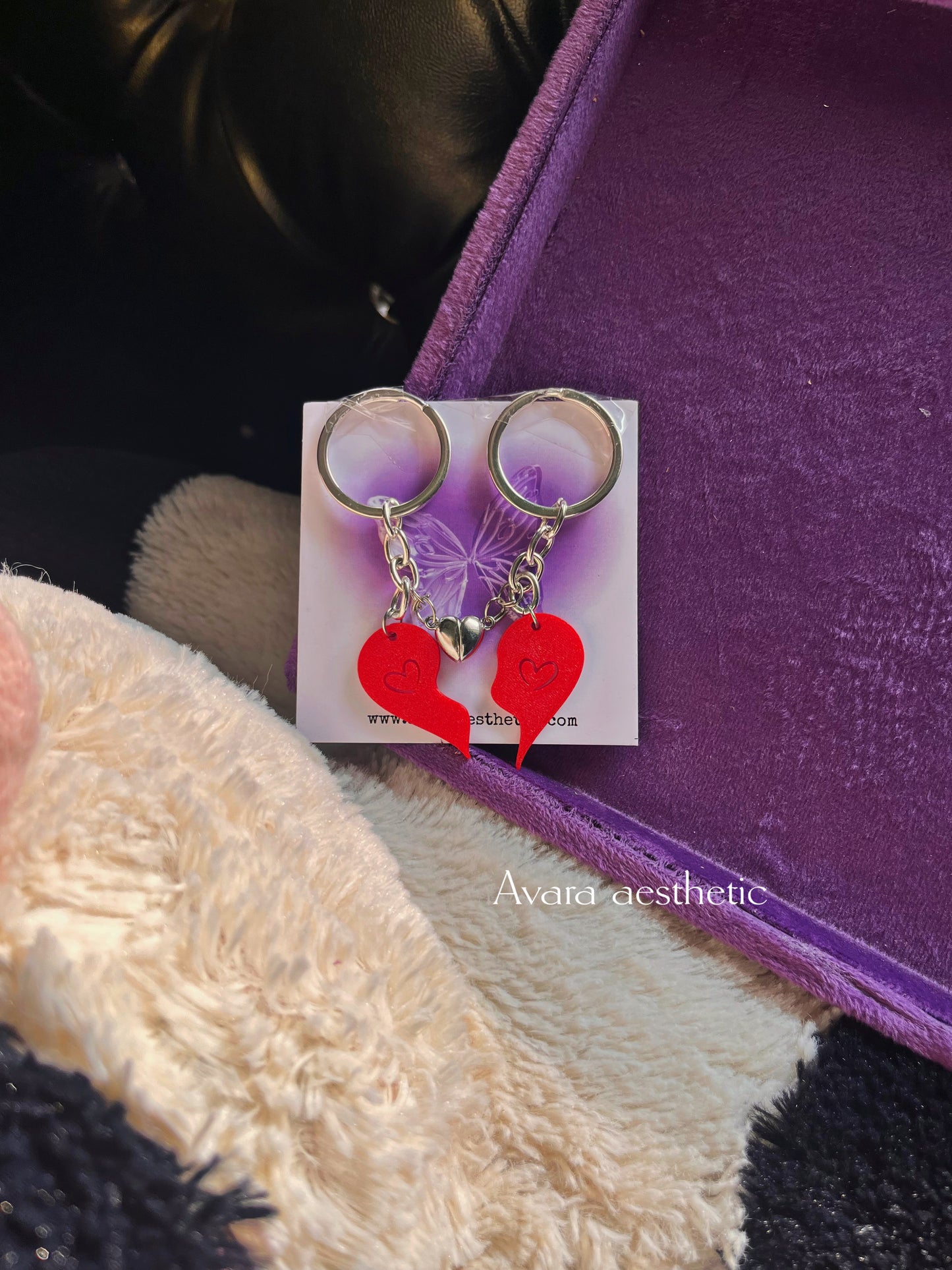 Magentic matching heart keychains for couples🥺😍♥️