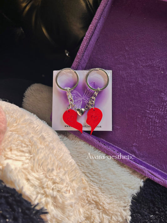 Magentic matching heart keychains for couples🥺😍♥️