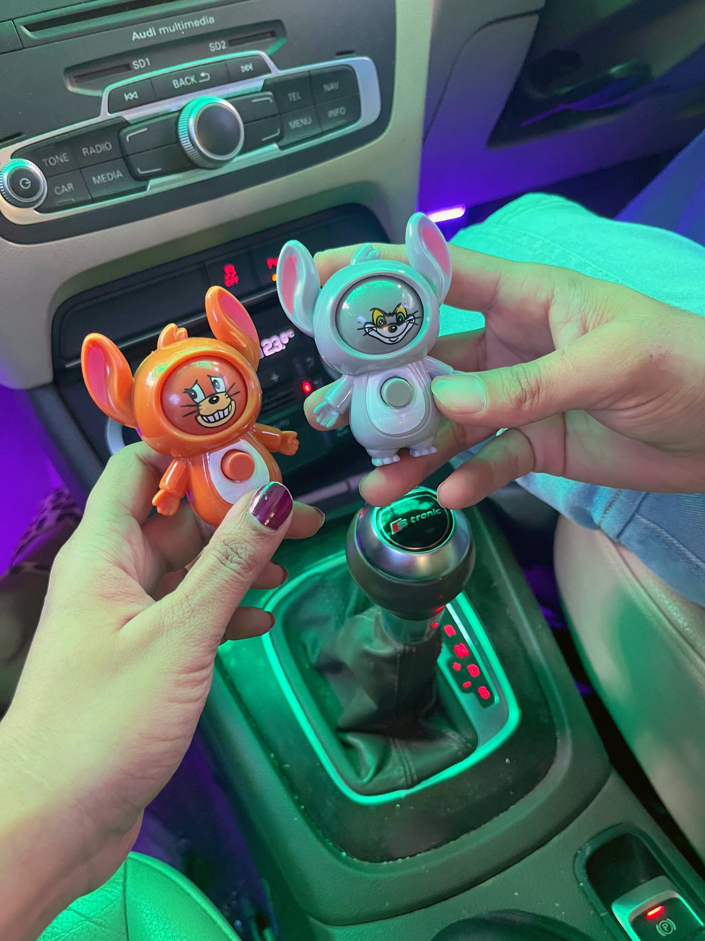 Tom jerry face changing rotatable keychains (set of both pair as shown)😸🐭♥️🥹