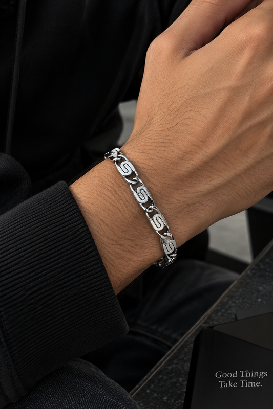 Sovereign Link Bracelet🔗🔗✨Stainless steel base , heavy metal theme !