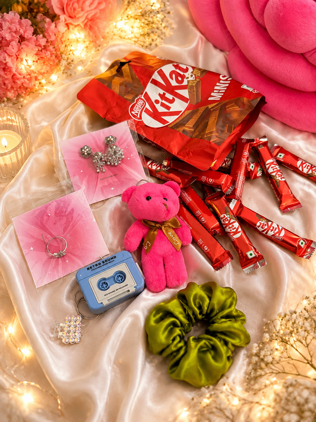 Kitkat theme cute mystery jewelry hamper ♥️💌🍫 Love & Little Things Gift Hamper | Jhumka Earrings, Teddy Keychain, Ring, Hair Clip, Scrunchie & Music Tape Recorder