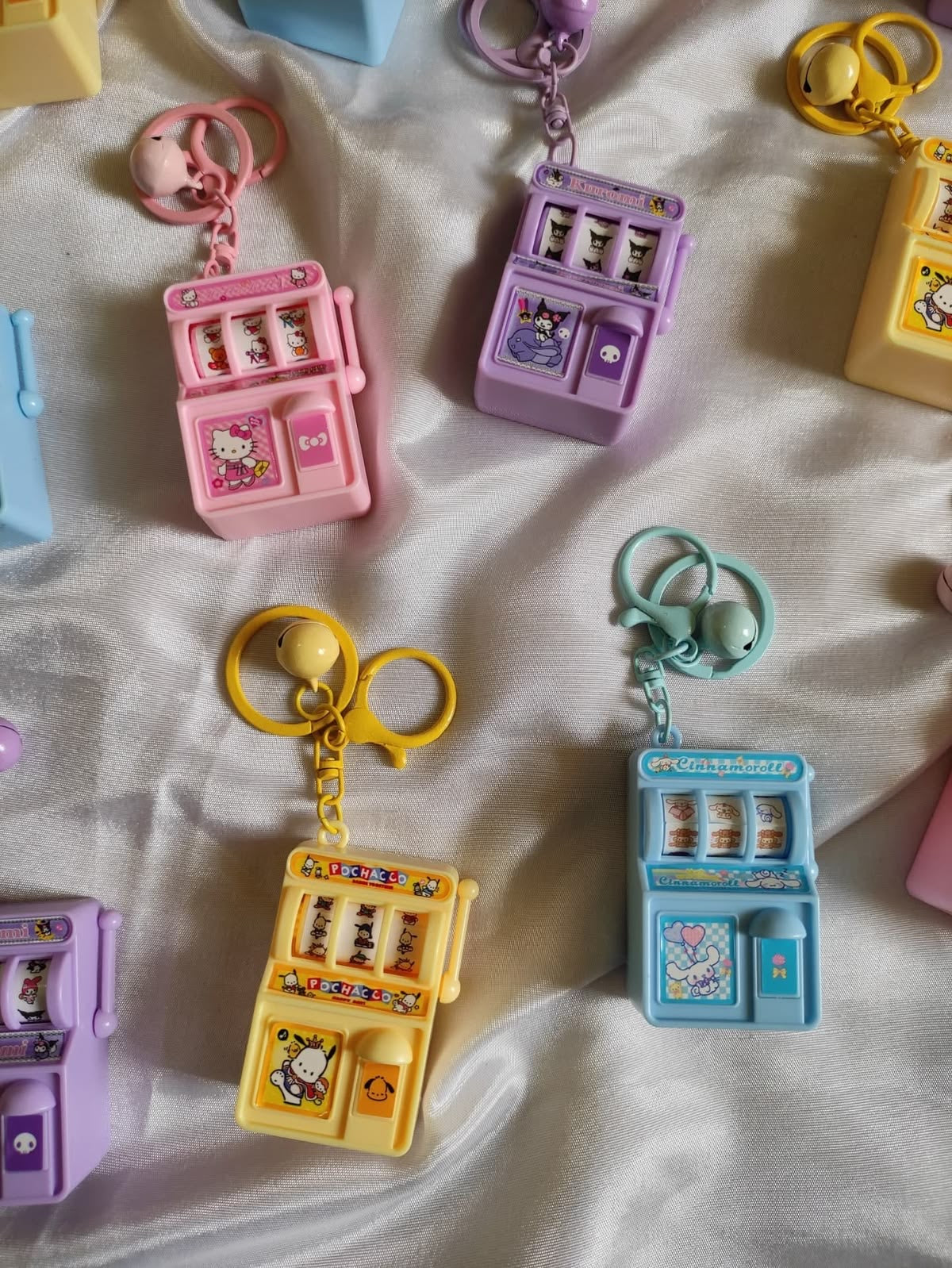✨ Kawaii Mini Slot Machine Keychain
