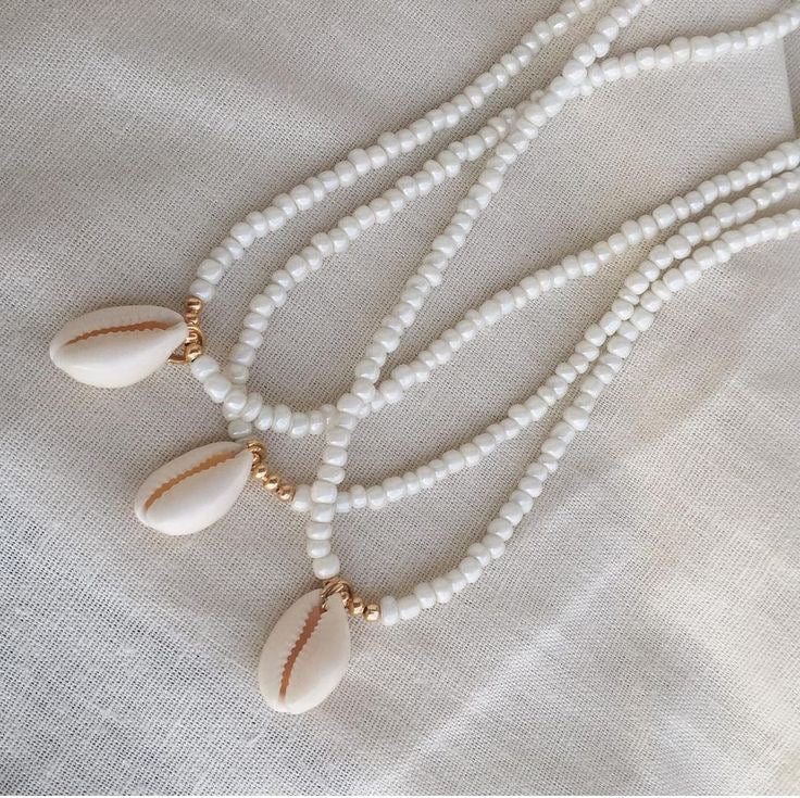 Cowry white beaded necklace